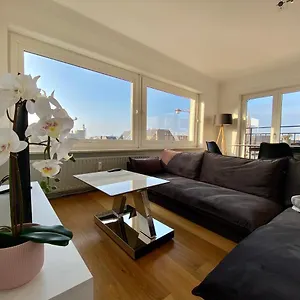 Luxury 3 Bedroom On The Floor With Panoramic View , Oostende België